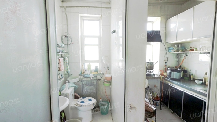 板楼采光视线不受影响 带楼下门房-卫生间