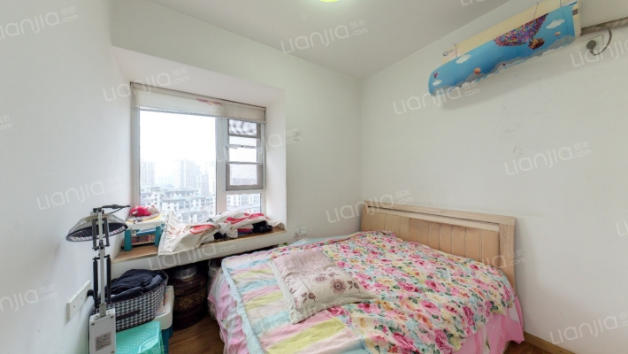 2012年小区 住家精装实用小3房 户型方正 可直接入住-卧室B