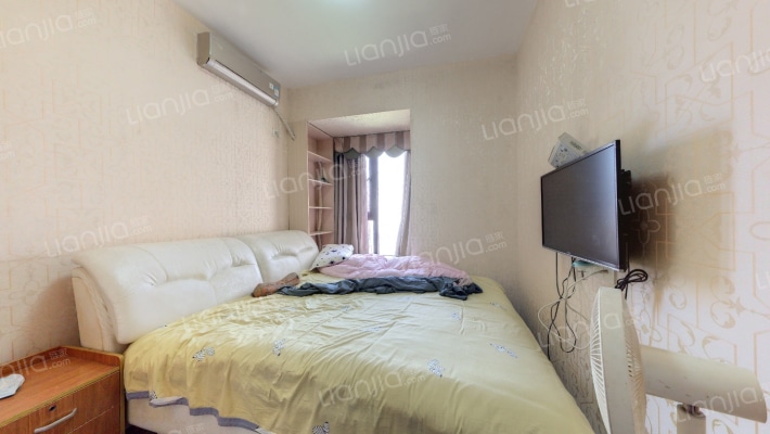 中海开发商及物业，品质保证，精装小三房，居家舒适-卧室B