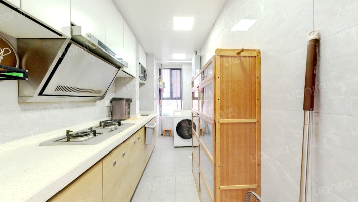 弹子石 轻轨一室一厅 精装修 生活交通配套方便-厨房