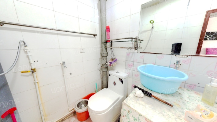 友好 深圳城 地矿局西苑 小两室 看房方便 价格可优惠-卫生间