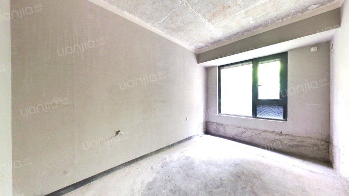 中间位置，土建改造好，安静，可谈-卧室A