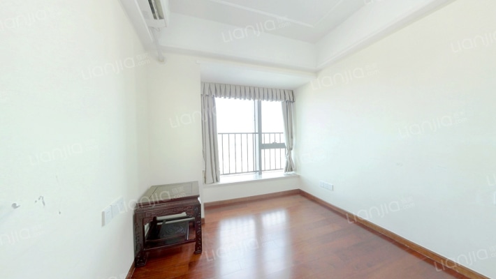 业主诚心出售佳兆业二期3-2-1-2 129.80m² 160 万-卧室B