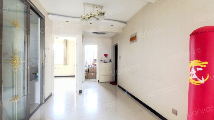 红绳凯旋门70年产权花园洋房社区南北通透大两居-餐厅