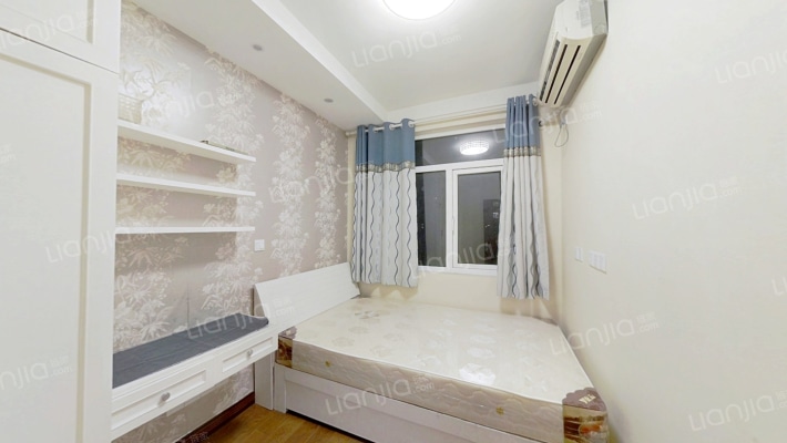仙林悦城二期 好户型 精装修 满五 房主急售 随时看房-卧室B