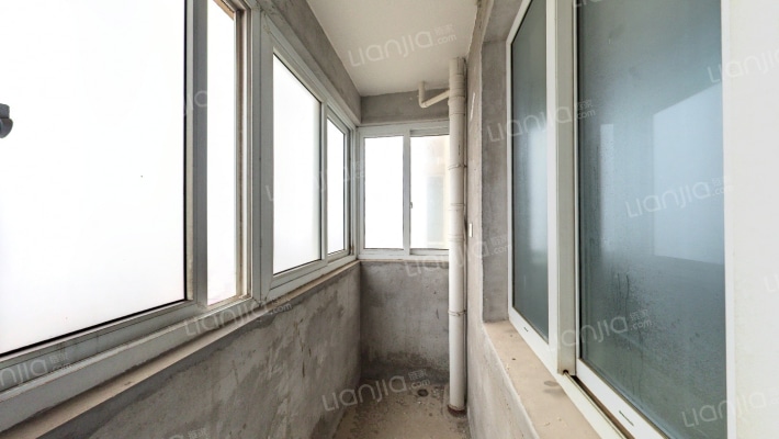 三厂丰泽园电梯房 大面积 配套齐全 楼下生活方便-阳台B