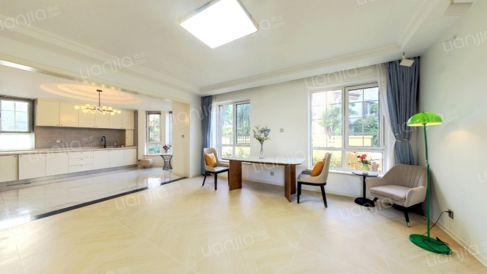 丹佛尔湾 5室2厅 南 北-餐厅