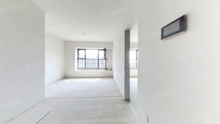 店长推荐 毛坯随意装修 诚意出售-客厅