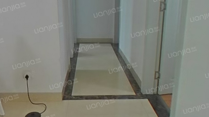愉景湾   电梯精装板房小高层   房东诚意出售-其他