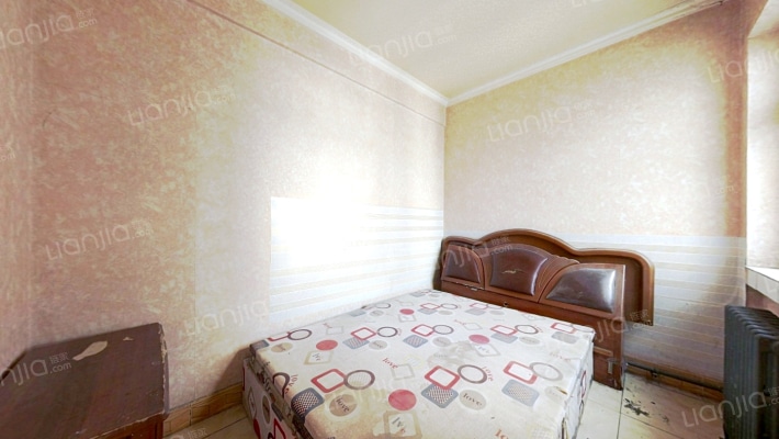 泰惠花园小区  两室 精装  采光好 房东急售-卧室B
