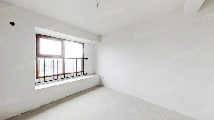 距离北京1900米  鸿坤理想尔湾 南北通透三居出售-卧室B