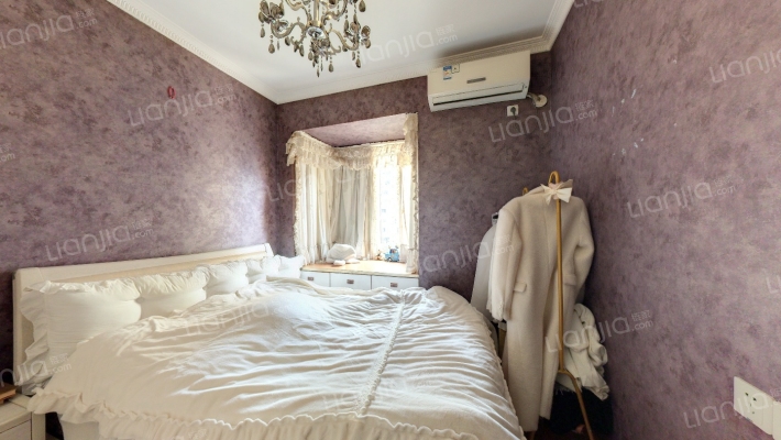 芸峰天梭派品质小区 正规一室一厅 拧包入住-卧室