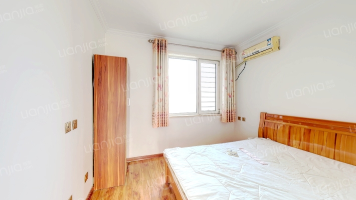 有房本 房屋采光好 视野好 南北通透 配套设施齐-卧室A