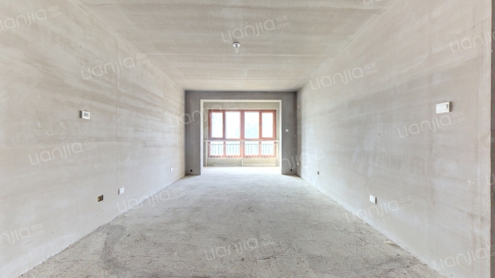 北京发展房主诚意出售，地段好。-客厅