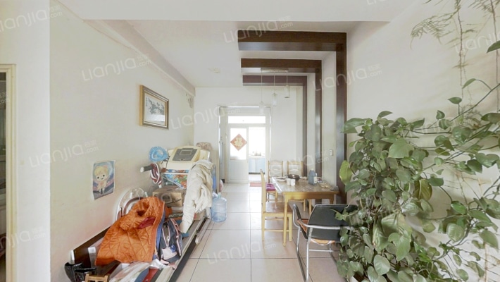 繁华地段 采光充足 南北通透三居 房本满五唯一 税费低-餐厅