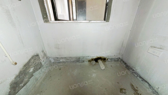 桃源居洋房1T2户 清水 带产权车位院子地下室 可看房-卫生间B