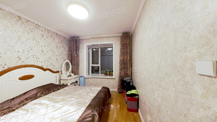 高新万达广场旁精装两室全明户型优质生活-卧室A