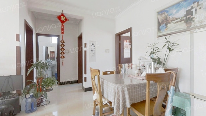 名流枫景洋房南北通透小三居户型方正免费停车-餐厅