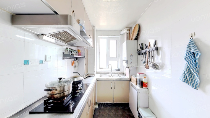 70年大产权 生活配套全临二康医院老城区的精品楼盘-厨房