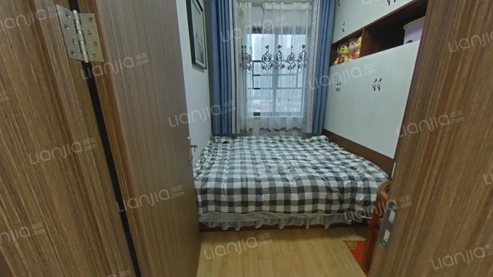 华耀碧桂园 房东中式精装4房 实木家具 通透户型-卧室