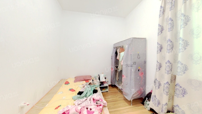 江畔花园二期标准4房 宽敞明亮 已加装电梯 带租约-卧室D