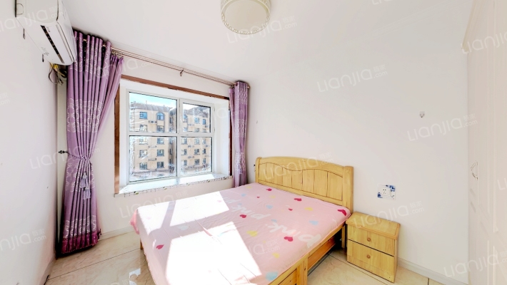 房子户型方正采光充足，居住舒适-卧室B