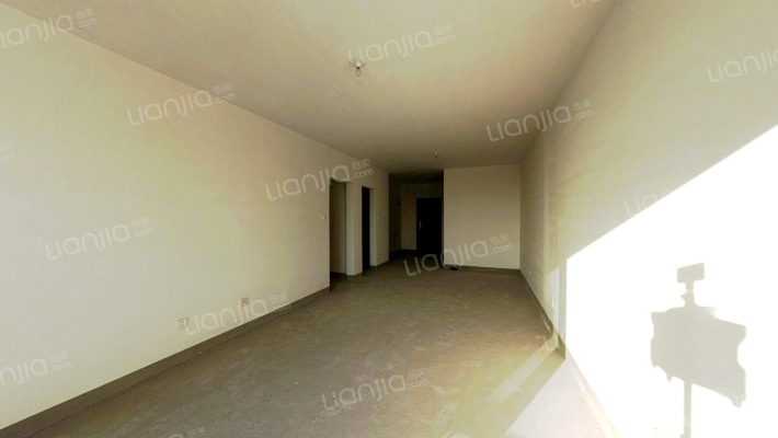 满五，毛坯房，随意装修，中间楼层，采光视野好-客厅