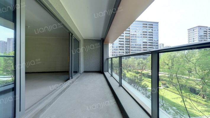 大竹林融创品质大平层，玻璃立面，近轻轨，大横厅设计-阳台A
