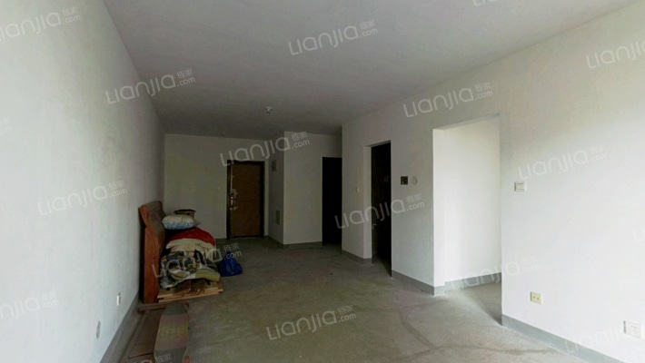 理想湾一期 全南2居室 证满二年 税费低 高楼层-客厅