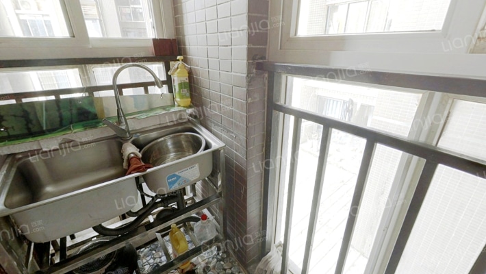 东衡槟城 2室2厅 次新小区 自住装修精装可领包入住-阳台A