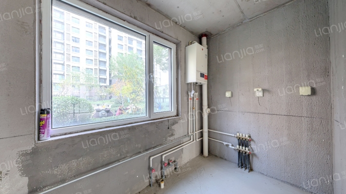 印象城，新小区，临火车站，近高铁，大三居，配套成熟-厨房