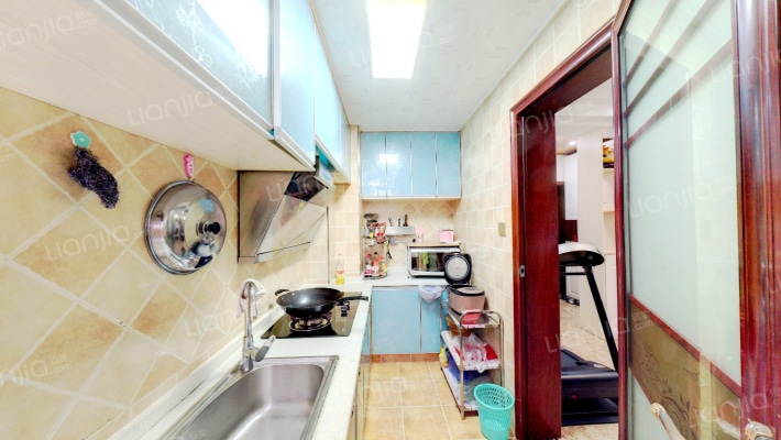 房龄新 近轻轨 正规两室精装修带家具中间楼层 采光好-厨房