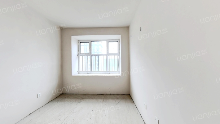 环境优美安静，小区绿化好 配套齐全，出门集贸市场-卧室A