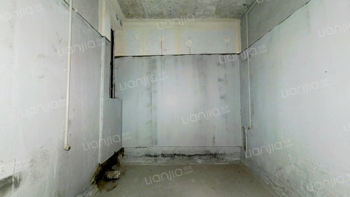 桃源居洋房1T2户 清水 带产权车位院子地下室 可看房-卫生间A