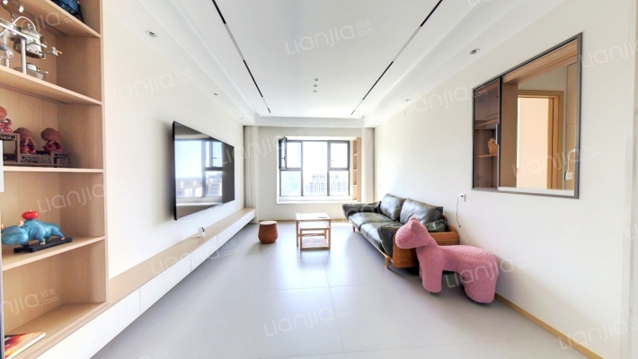 华远二期精装修四局，116平110万家具家电都留下-客厅