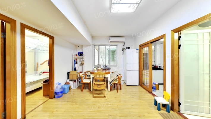 九彩华庭二手房实景图