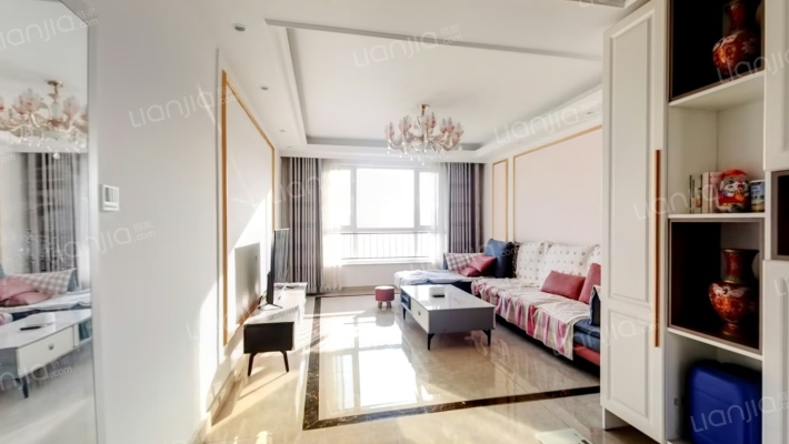 名爵滨河花园二手房实景图