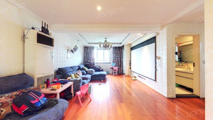 御花园玫瑰园二手房实景图