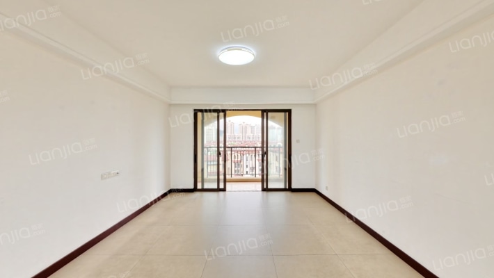 华发蔚蓝堡二手房实景图