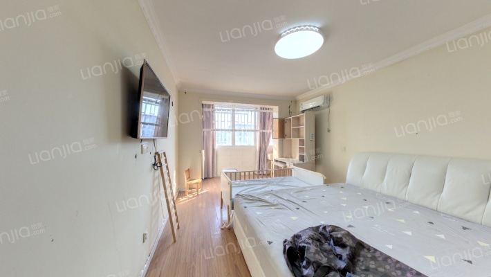 东一小区二手房实景图