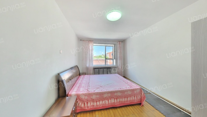 东市小区二手房实景图