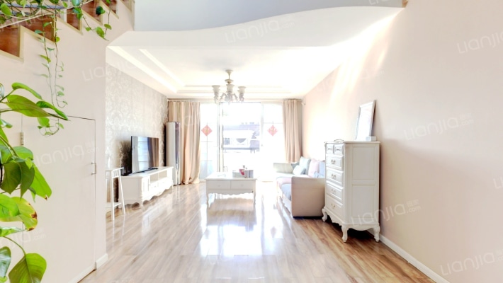 时代花园二手房实景图