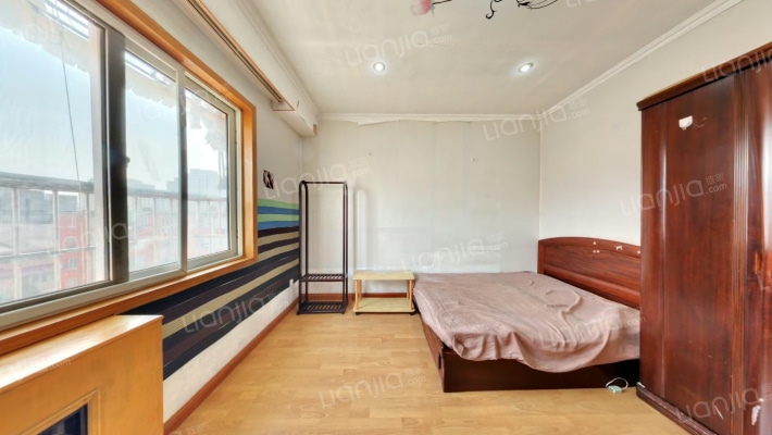 展览路二手房实景图