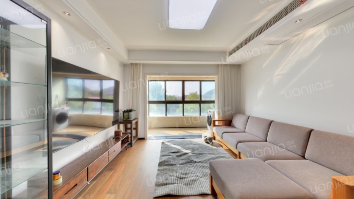 亚泰山语湖二手房实景图