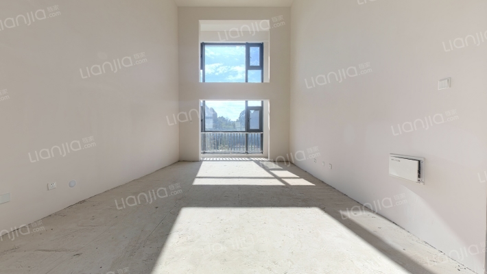 世博生态城蓝湖邻里二手房实景图