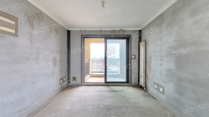 绿地香湖湾1号院二手房实景图