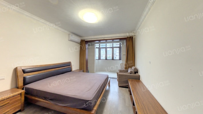 新亚公寓二手房实景图