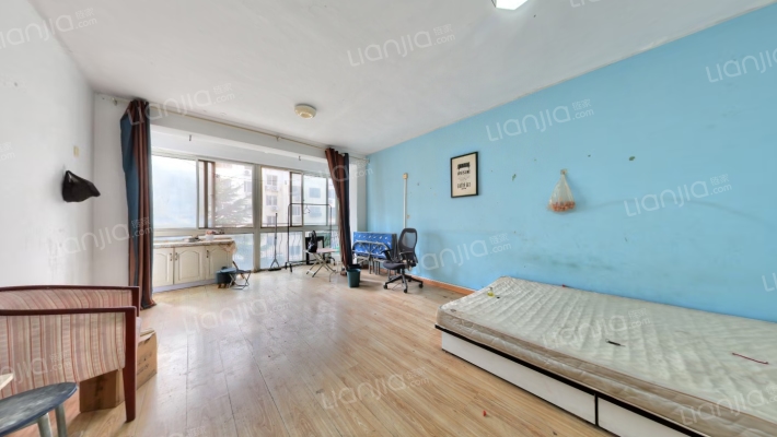 海宸雅园二手房实景图