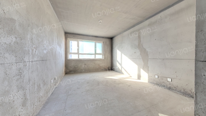 农商住宅小区二手房实景图