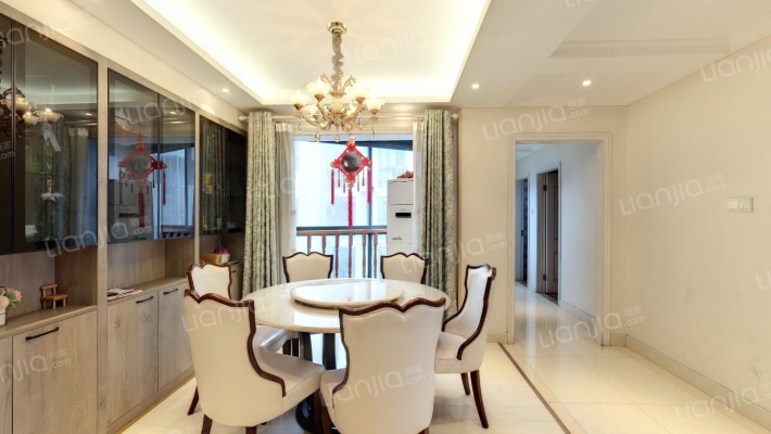 洛城德院二手房实景图